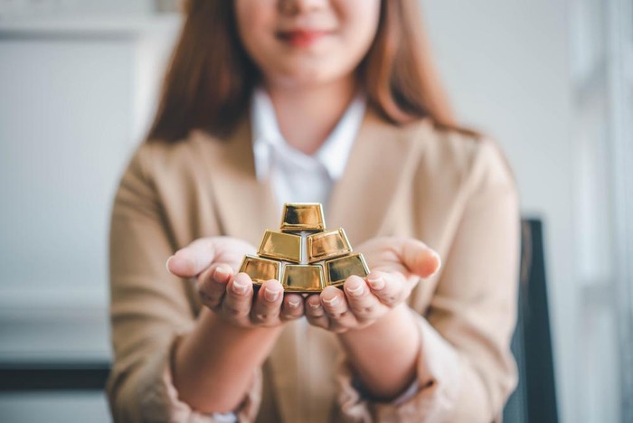 Ilustrasi investasi emas