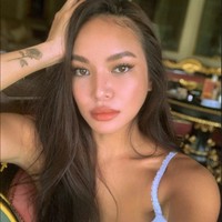 Pesona Karraminah seringkali mencuri atensi. Melalui akun Instagramnya yang kini sudah memiliki 157 ribu pengikut, Karraminah sering membagikan foto-foto dirinya. Foto: Instagram/@_karraminah_