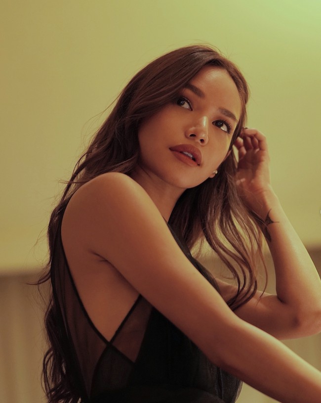 Foto-foto unggahan Karraminah pun selalu dibanjiri komentar pujian dari para netizen. Tak sedikit yang memuji kecantikannya. Foto: Instagram/@_karraminah_