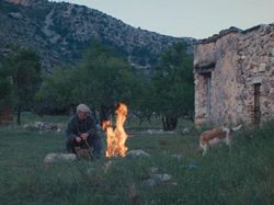 La Estrella Desa yang Ditinggalkan, Cuma Dihuni Sepasang Lansia