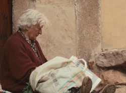 La Estrella Desa yang Ditinggalkan, Cuma Dihuni Sepasang Lansia