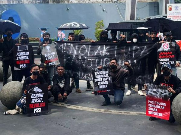 Massa GSR Gelar Aksi Menolak Lupa Tragedi Kanjuruhan