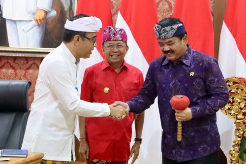 Menteri ATR/BPN, Hadi Tjahjanto saat melaunching Denpasar sebagai Kota Lengkap pertama di Indonesia, Kamis (26/1/2023). Foto: Pemkot Denpasar