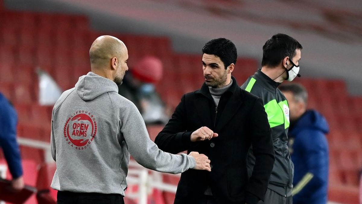 Mikel Arteta menyebut Arsenal akan menjamu Man City dengan 15 pemain. (Foto: Getty Images/Shaun Botterill)