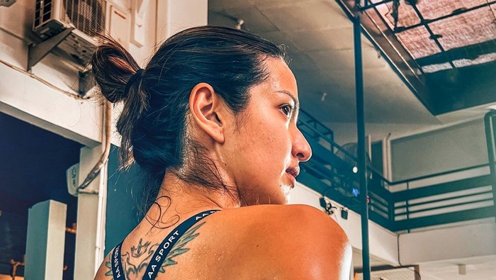 Nia Ramadhani Nia Ramadhani