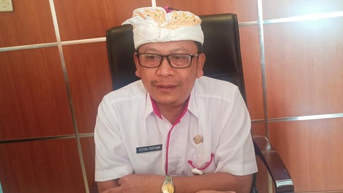 Pemkab Karangasem akan menerbitkan surat edaran untuk mendorong vaksinasi COVID-19 booster kedua.