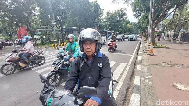 Pemprov DKI Jakarta berwacana menerapkan jalan berbayar elektronik (electronic road pricing/ERP) kepada pengguna sepeda motor. Sejumlah pemotor menolak. (Rumondan N/detikcom)