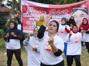 Relawan Ganjar Gelar Senam Sehat & Bagikan Sembako di Palembang