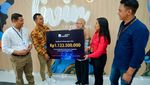 Warga di Padang Ini Cairkan Klaim Rp 1,1 M