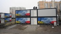 Pembangunan perumahan dengan teknik modular sehingga dapat dibongkar pasang.  