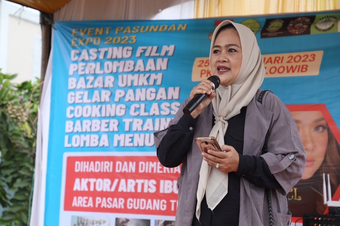 Relawan Sandiaga Unu Gelar Bazar