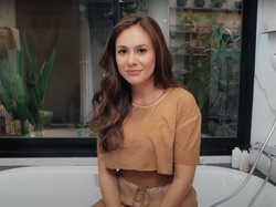 8 Potret Rumah Minimalis Wulan Guritno, Toiletnya Berteknologi Canggih