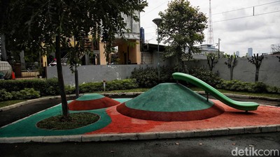 Taman Kampung Muka, Taman di Pinggir Rel Kereta Api