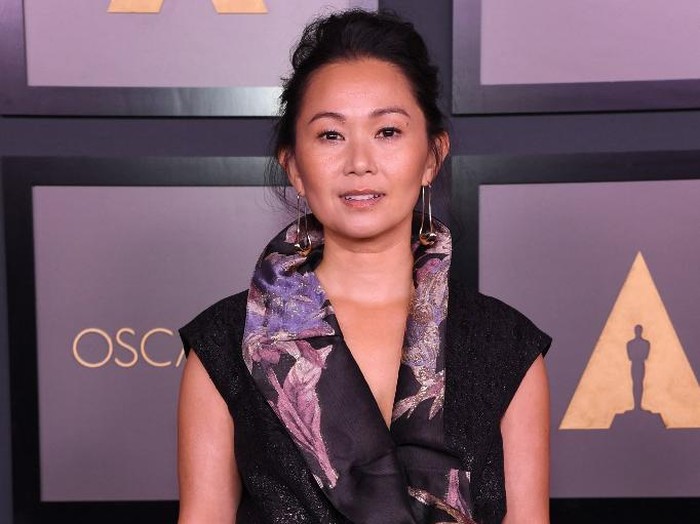 LOS ANGELES, CALIFORNIA - NOVEMBER 19: Hong Chau attends the Academy of Motion Picture Arts and Sciences 13th Governors Awards at Fairmont Century Plaza on November 19, 2022 in Los Angeles, California.   Jon Kopaloff/Getty Images/AFP (Photo by Jon Kopaloff / GETTY IMAGES NORTH AMERICA / Getty Images via AFP)
