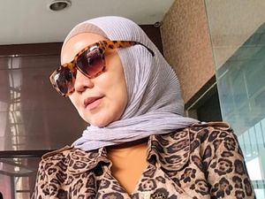 Serba Canggung! Venna Melinda Akhirnya Bertemu Ibunda Ferry Irawan