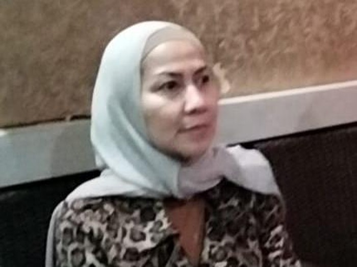 venna melinda di polda jatim menjalani pemeriksaan selama 4 jam