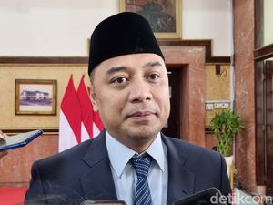 Wali Kota Eri Kirim Bantuan Ambulans Sukseskan Harlah 1 Abad NU di Sidoarjo