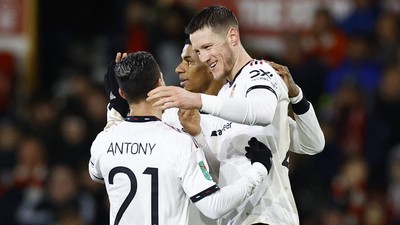 Weghorst Cetak Gol Perdana, Manchester United Bantai Nottingham Forest