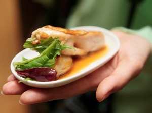 Makan Porsi Kecil Ternyata Lebih Efektif Turunkan Berat Badan