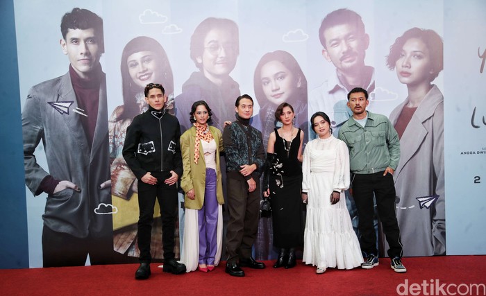 film jalan yang jauh jangan lupa pulang film jalan yang jauh jangan lupa pulang