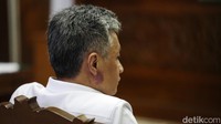 Jaksa meyakini mantan jenderal bintang satu itu terlibat perusakan CCTV yang membuat terhalanginya penyidikan kasus pembunuhan Brigadir N Yosua Hutabarat.