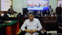 Hal yang memberatkan tuntutan yakni Hendra sebagai perwira tinggi polisi seharusnya memahami bagaimana tindakan saat ada peristiwa pidana.
