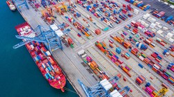 Main Petak Umpet di Pelabuhan, eh Bocah Ini Terangkut ke Malaysia