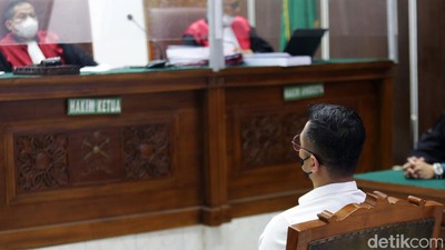 Lulusan Terbaik Akpol 2010 Ini Dituntut 1 Tahun Penjara di Kasus Yosua