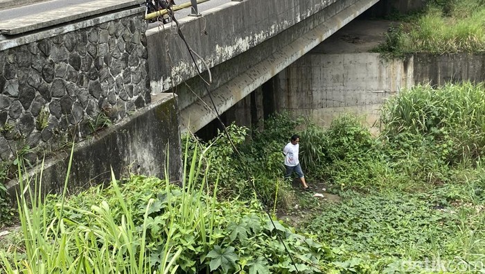 Jembatan Cipelang, Jalan Jalur Lingkar Selatan, Kecamatan Warudoyong, Kota Sukabumi