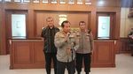 Penampakan Eks Wali Kota Blitar Samanhudi Saat Digiring ke Polda Jatim