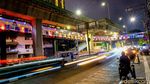 Keren, Kelap-kelip Lampu Skywalk Kebayoran Lama di Malam Hari