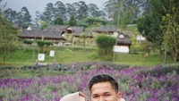 Pasangan muda ini kerap menampilkan kebersaan mereka. Keduanya tampak bahagia dan selalu romantis. Foto: Instagram @kesharatuliu05