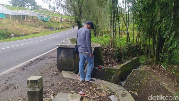 Lokasi warga buang sayuran ke selokan di Magelang yang videonya beredar di media sosial. Foto diambil Jumat (27/1/2023).