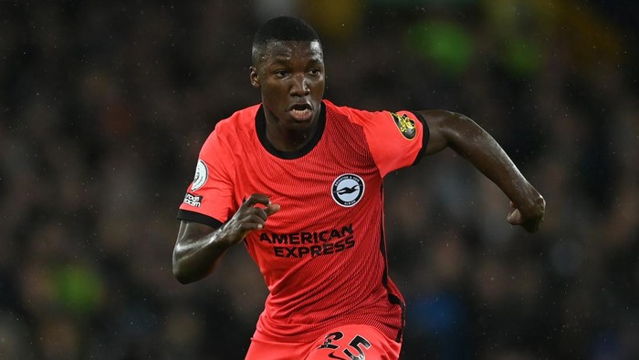 LIVERPOOL, ENGLAND - JANUARY 03: Moisés Caicedo of Brighton during the Premier League match between Everton FC and Brighton & Hove Albion at Goodison Park on January 03, 2023 in Liverpool, England. (Photo by Gareth Copley/Getty Images)