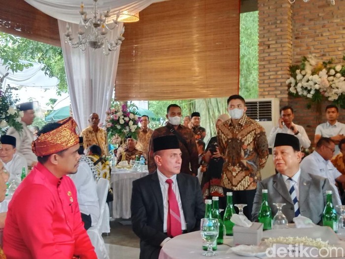 Momen Hangat Prabowo, Edy dan Bobby di Acara Nikahan Dahnil Anzar.