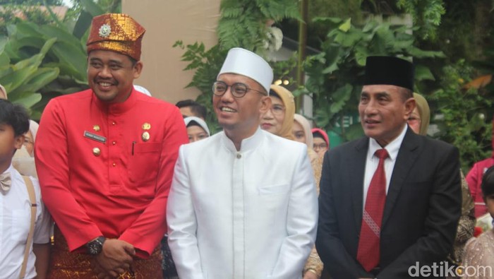 Momen Hangat Prabowo, Edy dan Bobby di Acara Nikahan Dahnil Anzar.
