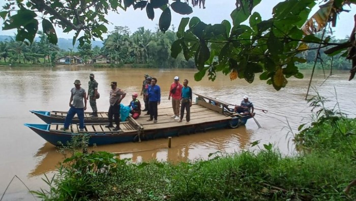 Penemuan mayat bayi di Sungai Citanduy Ciamis, Jumat (27/1/2023).