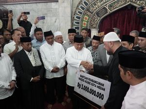 Prabowo Sumbang Rp 3 M untuk Pembangunan Masjid Agung Medan