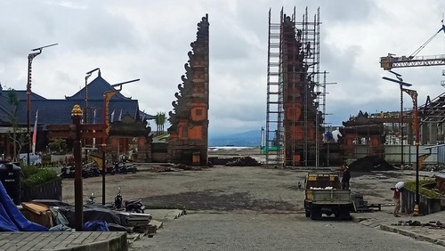 Progres penataan kawasan Pura Agung Besakih di Kecamatan Rendang, Kabupaten Karangasem, Bali, Jumat (27/1/2023). (Foto: I Wayan Selamat Juniasa/detikBali)