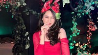Untuk aku me time tuh suka ngedengerin musik sendiri, terus aku cari ruang yang kosong untuk sendiri, ujar Ratu Rafa. (Foto: dok Instagram)