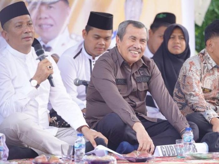 Kunjungan kerja Gubernur Riau ke Meranti didampingi Bupati M Adil (Dok Diskominfotik Riau)