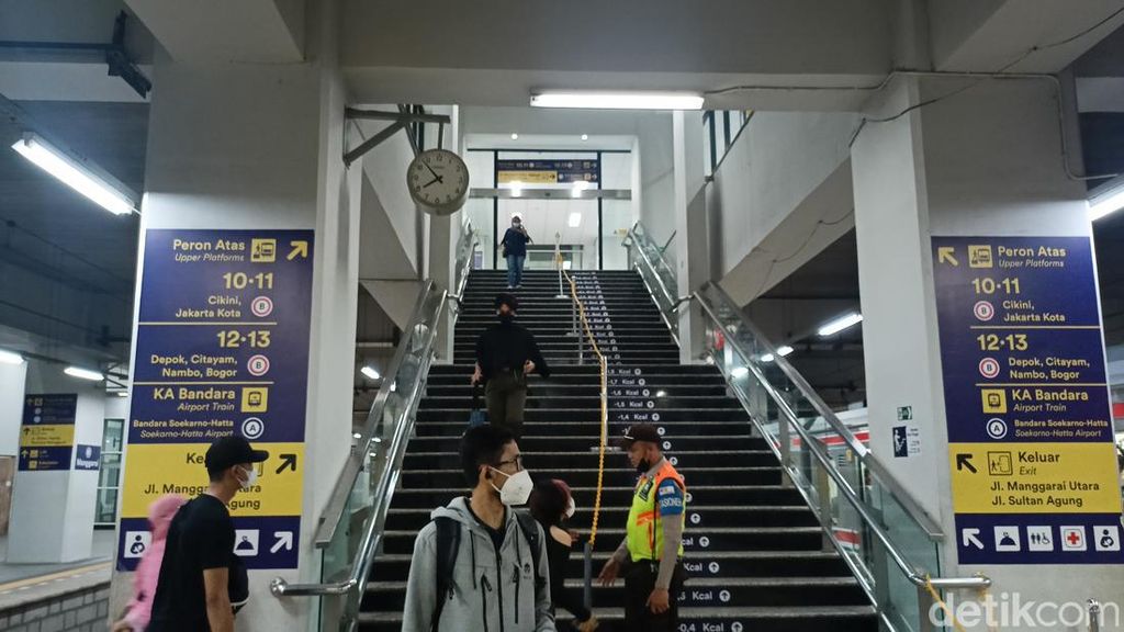 Pria Diduga Curi Laptop di Stasiun Manggarai Dibekuk Usai Korban Teriak