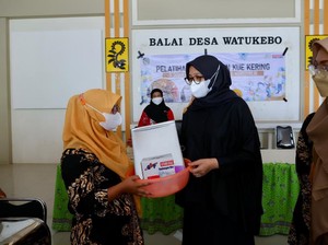 Bupati Ipuk Targetkan 3.700 Usaha Ultra Mikro Ikut Program Warung Naik Kelas
