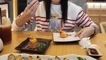 10 Momen Ayu Ting Ting Saat Santap Makanan Korea dan Jepang