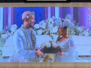 Anang-Ashanty Sumbang Lagu di Pernikahan Kiky Saputri