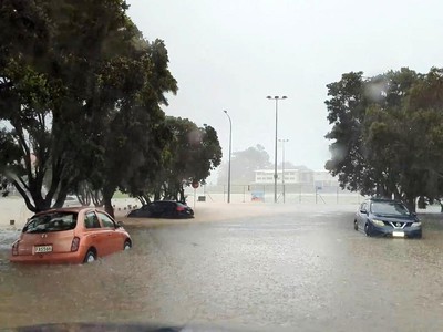 Bandara Selandia Baru Kebanjiran, tapi Kini Sudah Dibuka Lagi