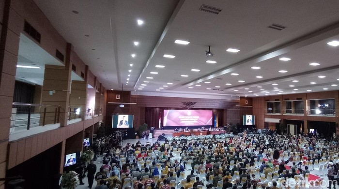 Ketua MPR Bambang Soesatyo jalani sidang Doktor di Unpad Bandung.