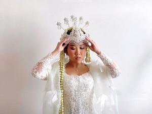 Kiky Saputri Minta Maaf Tak Undang Sule ke Nikahan