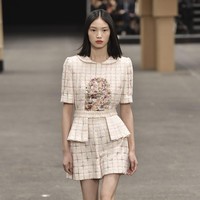 Inilah koleksi terbaru Chanel Haute Couture Spring/Summer 2023. Foto: Dok. Getty images.