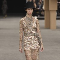 Inilah koleksi terbaru Chanel Haute Couture Spring/Summer 2023.  Foto: Dok. Getty images.